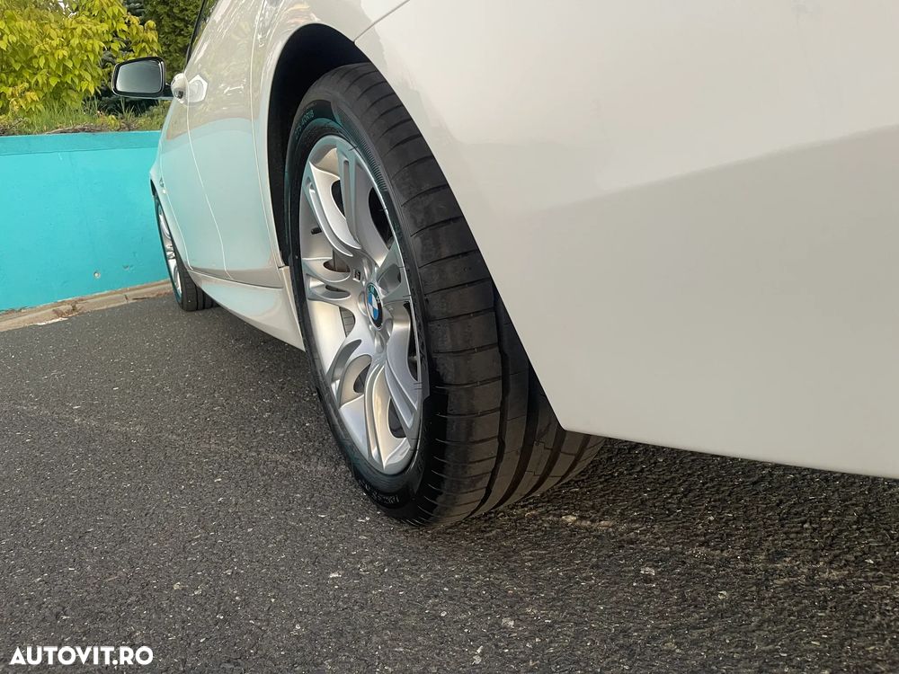 BMW Seria 5 520d Sport-Aut. - 22