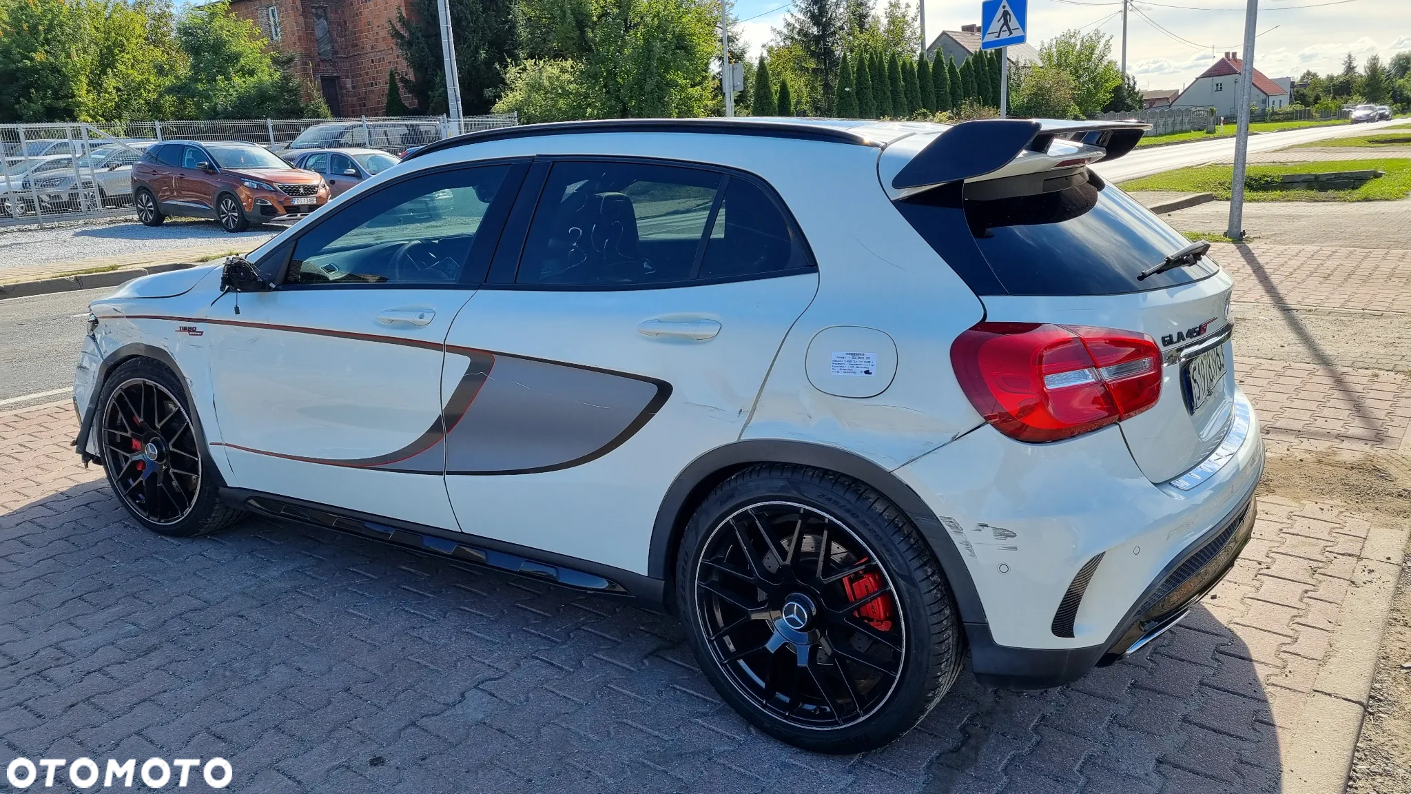 Mercedes-Benz GLA 45 AMG 4-Matic Edition 1 - 14