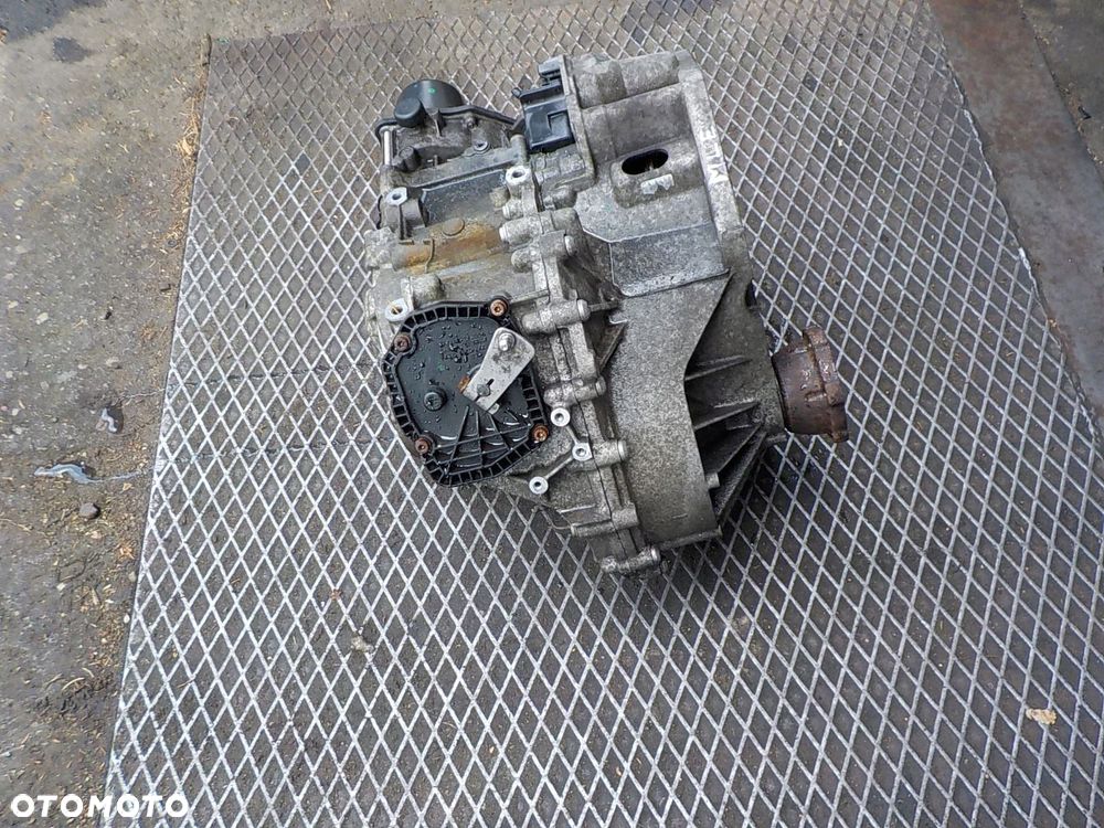 VOLKSWAGEN GOLF VI 2.0 TDI ORG SKRZYNIA BIEGÓW MLE - 4