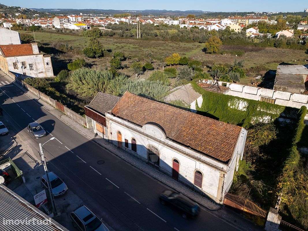 Moradia T2 para venda - Grande imagem: 2/15