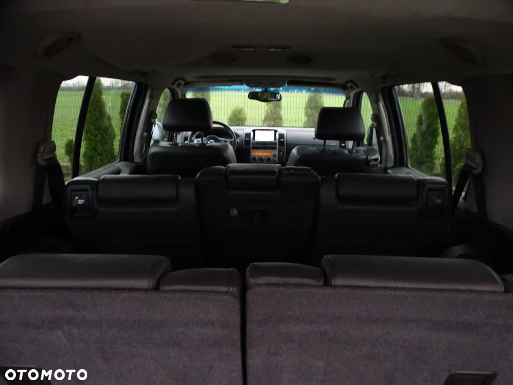 Nissan Pathfinder 2.5 DCi Elegance + - 11