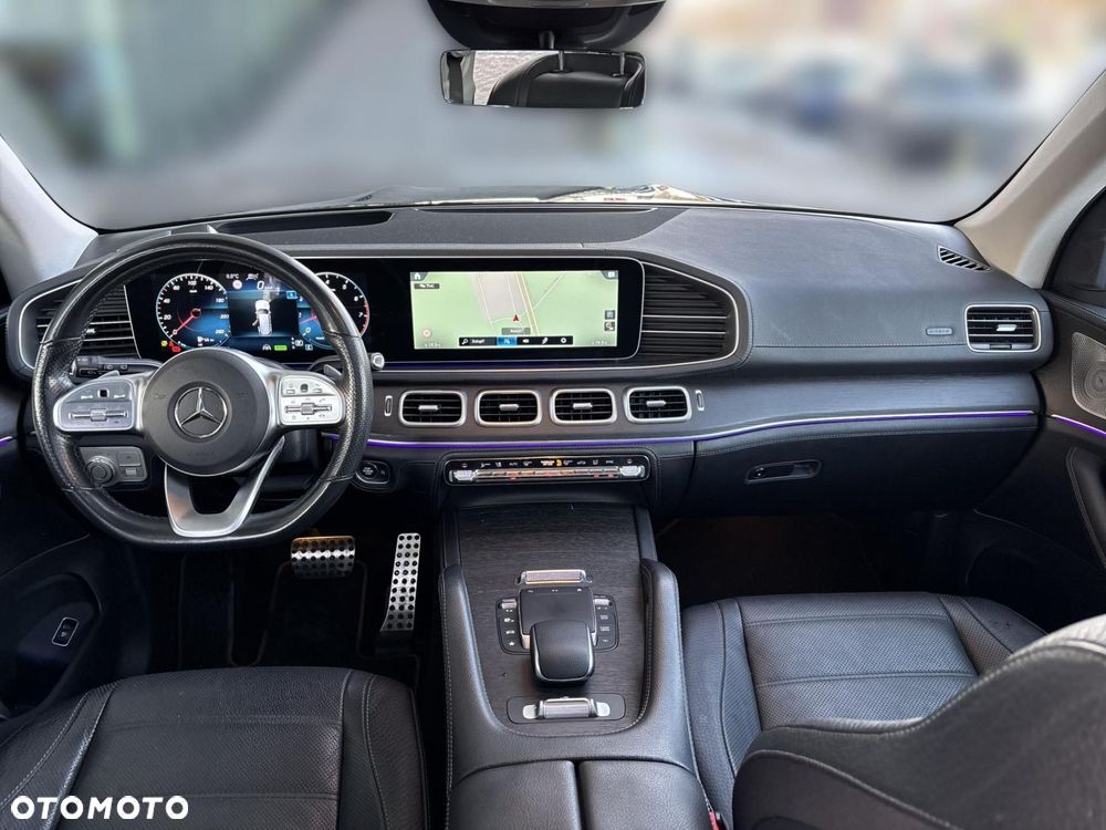 Mercedes-Benz GLS - 18