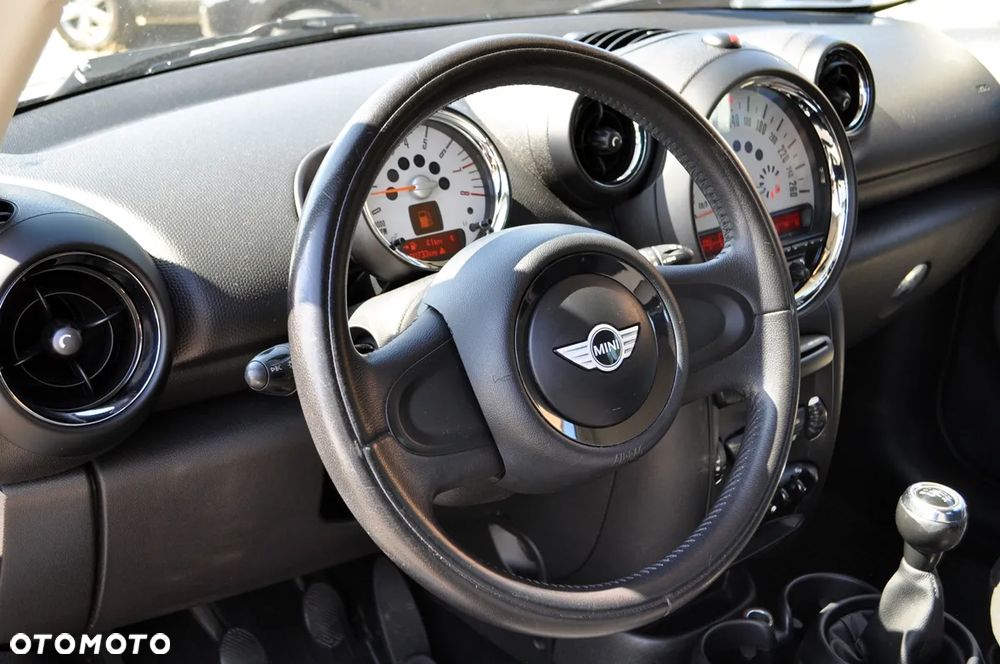 MINI Countryman One - 18