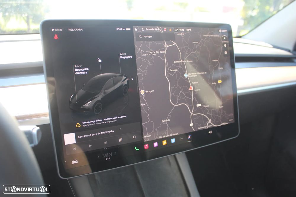 Tesla Model Y Performance Dual Motor AWD - 14