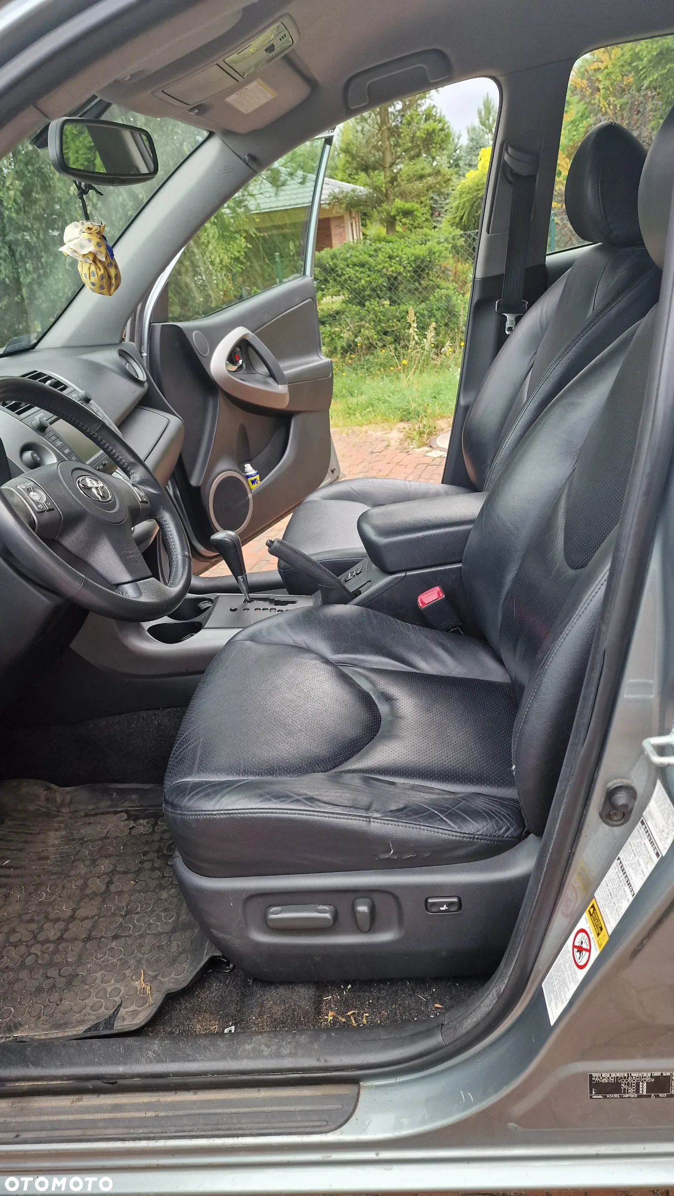 Toyota RAV4 2.0 VVT-i Premium - 20