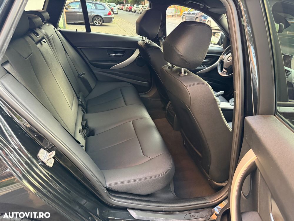 BMW Seria 3 318d xDrive - 11