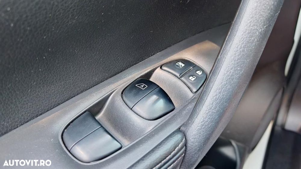 Nissan X-Trail 1.6 dCi Xtronic Tekna - 28