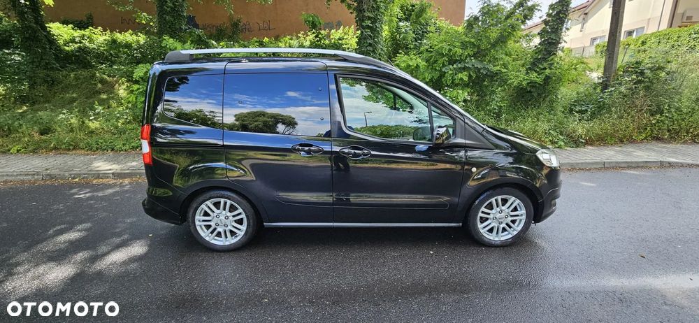 Ford Tourneo Courier 1.0 EcoBoost S&S Ambiente - 4