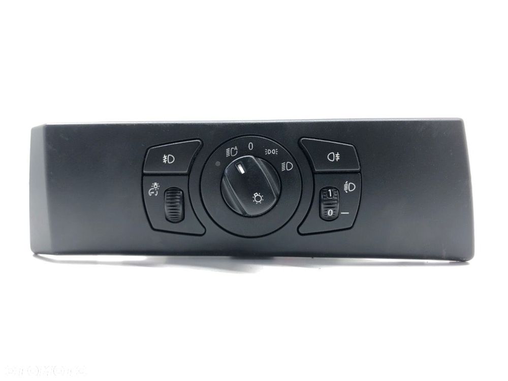 WŁĄCZNIK ŚWIATEŁ - 49.00 PLN - BMW 5 (E60) 2003 - 2010 525 d 130 kW [177 KM] olej napędowy 2004 - 1