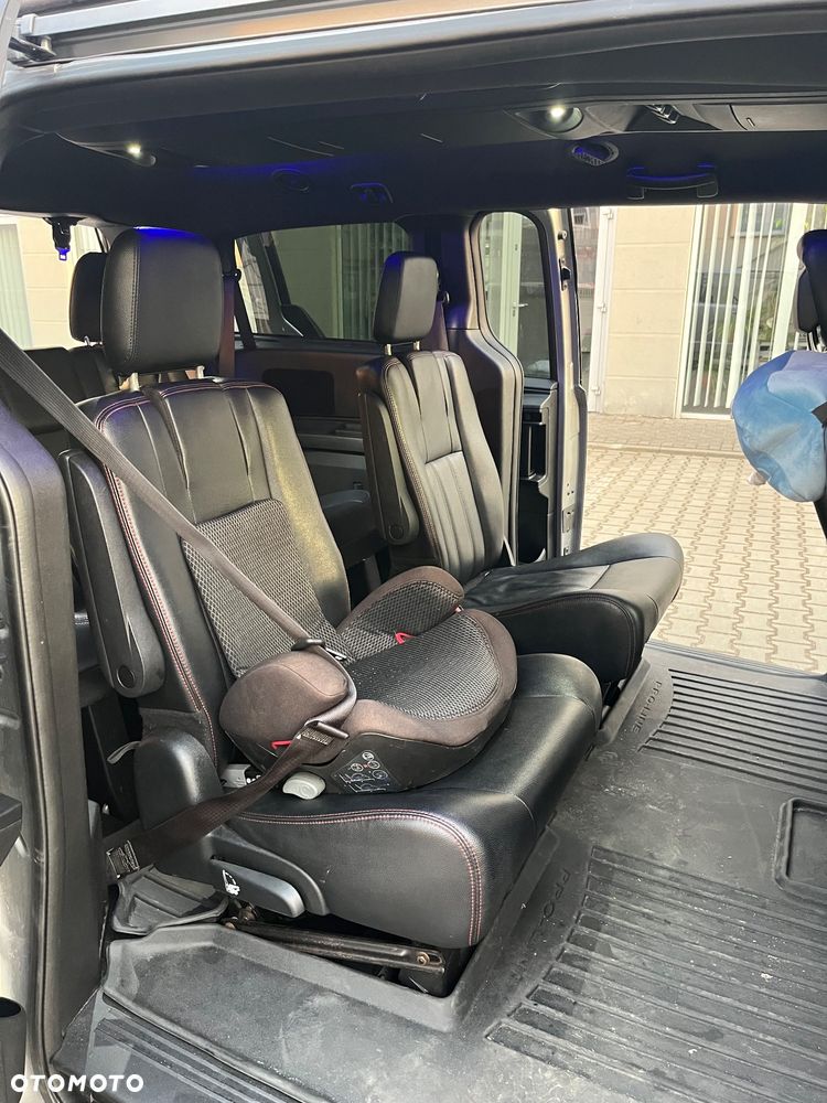 Dodge Grand Caravan 3.6 R/T - 5
