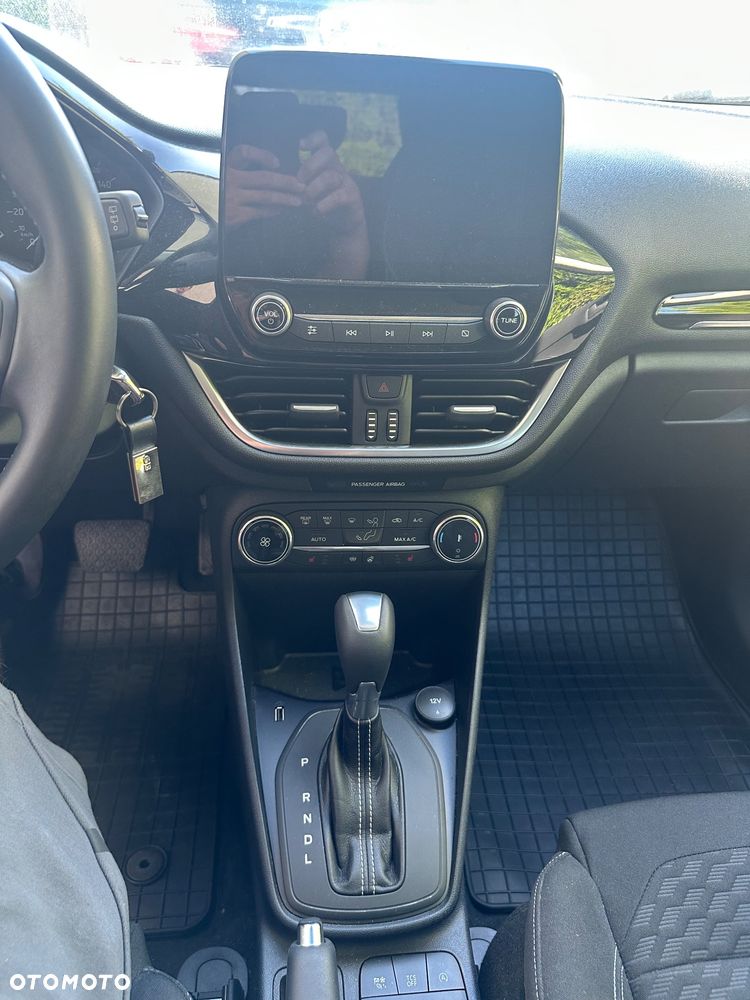 Ford Fiesta 1.0 EcoBoost mHEV Titanium DCT - 6