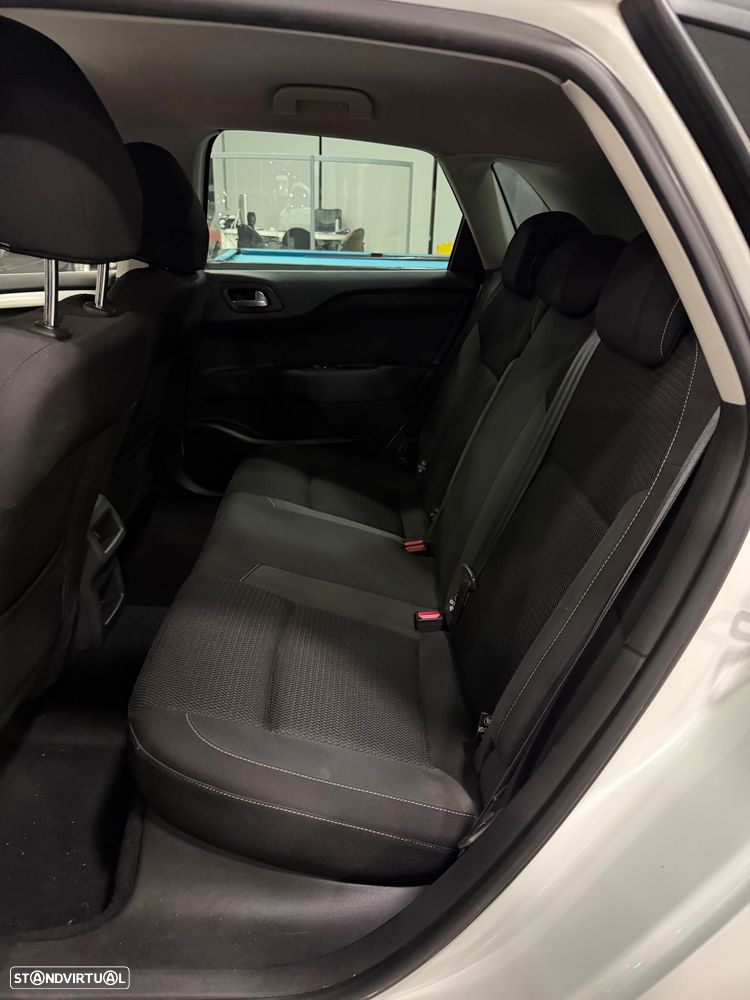 Citroën C4 - 15