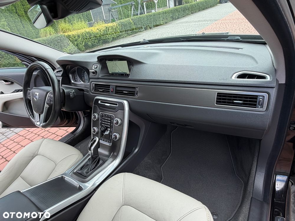 Volvo XC 70 D4 Geartronic Momentum - 28