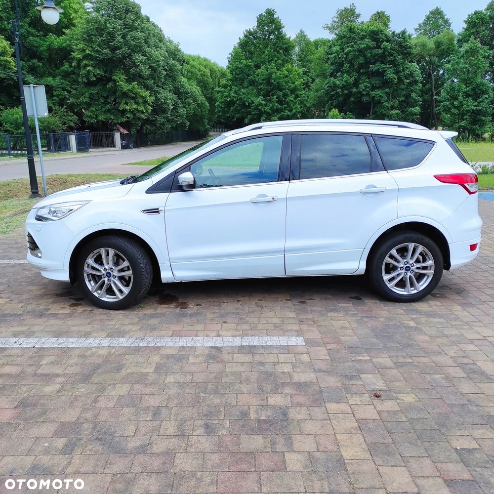 Ford Kuga 1.5 EcoBoost 4x4 Titanium - 3