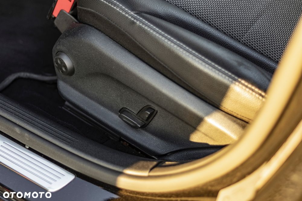 Mercedes-Benz Klasa C - 21