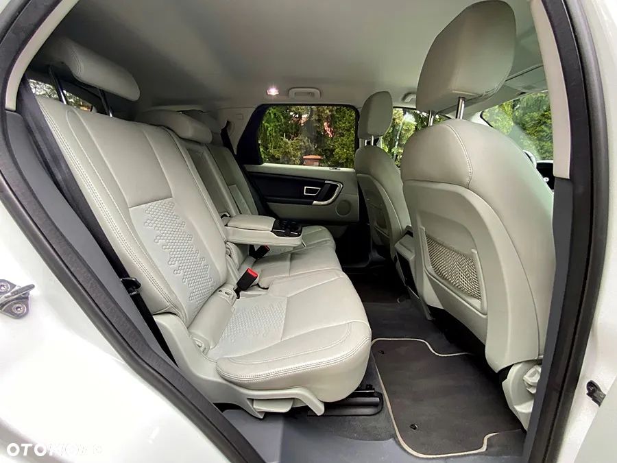Land Rover Discovery Sport 2.0 D150 SE - 22