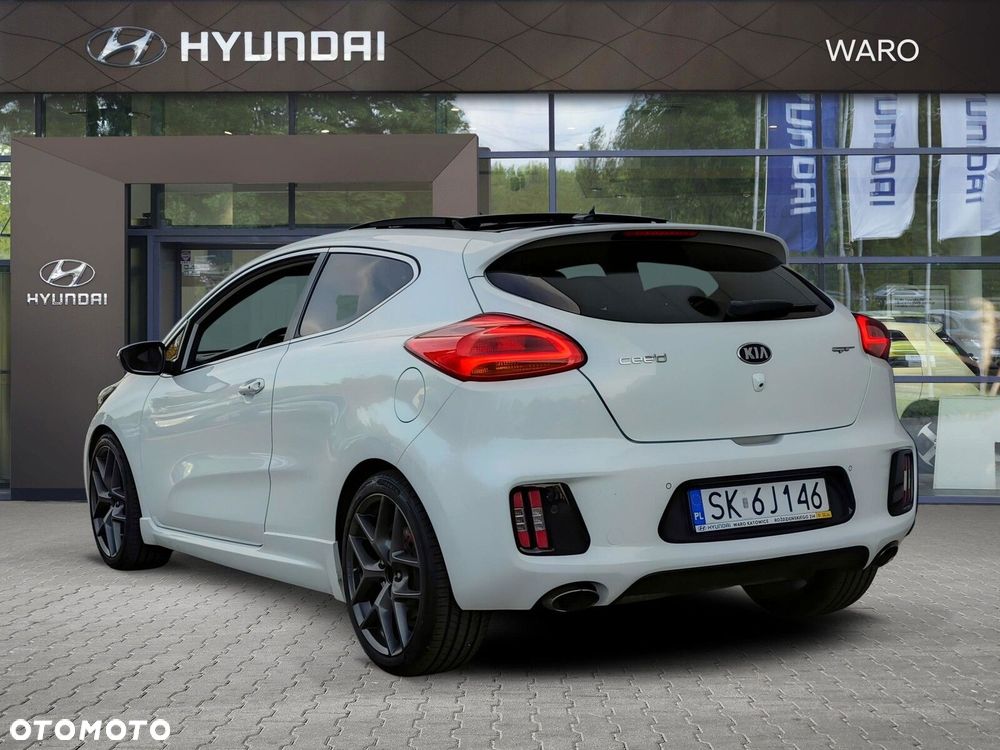 Kia ProCeed - 4