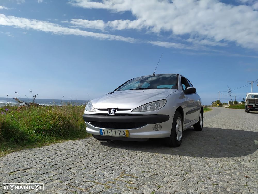 Peugeot 206 1.1 XR - 2