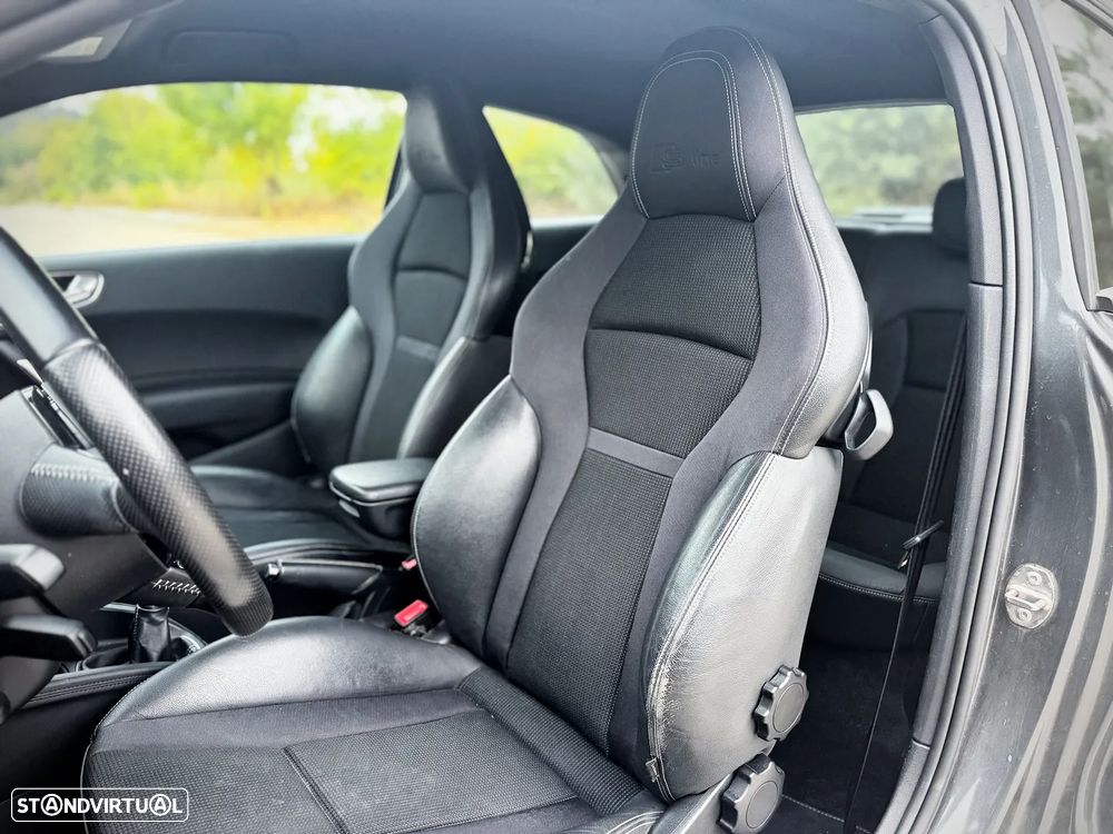 Audi A1 1.6 TDI S line edition - 2