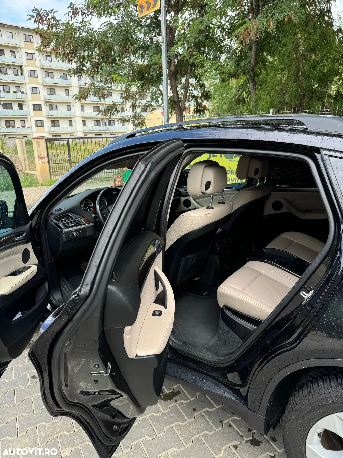 BMW X6 xDrive35i - 11