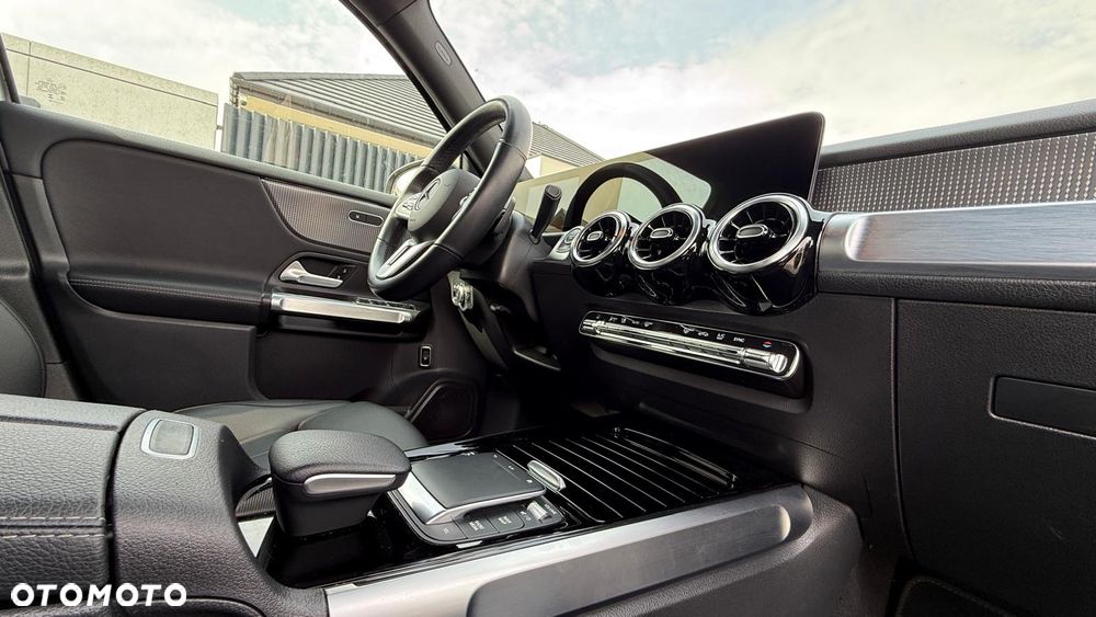 Mercedes-Benz GLB 180 d Edition 1 8G-DCT - 13