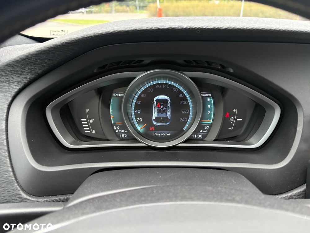 Volvo V40 D2 RDesign - 23
