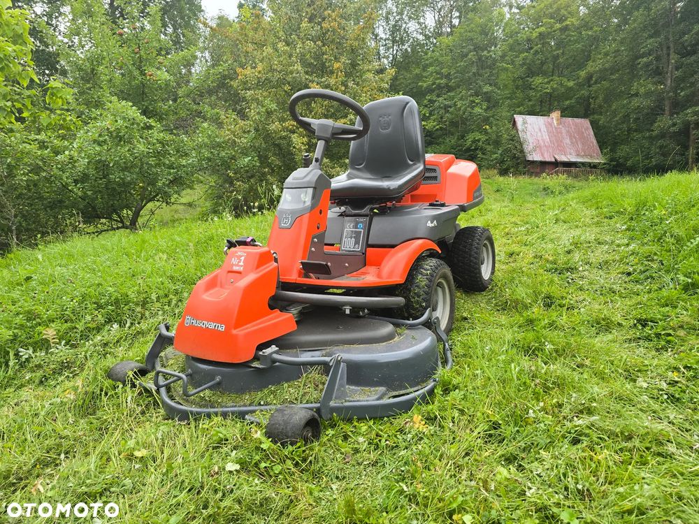 Husqvarna R15V2S AWD - 2