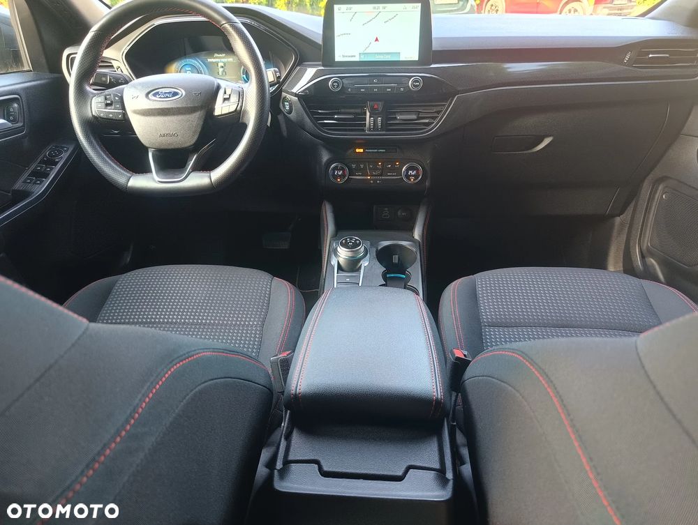 Ford Kuga - 18