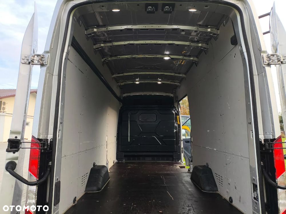 Ford Transit - 22