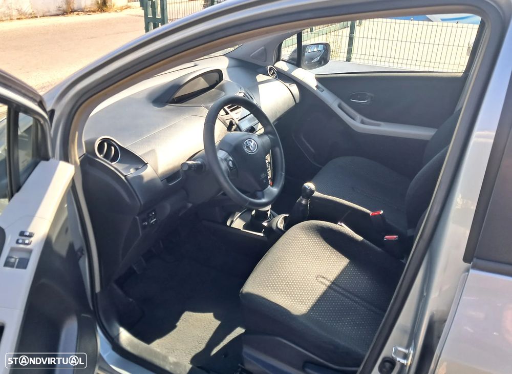 Toyota Yaris 1.0 VVT-i Comfort - 9