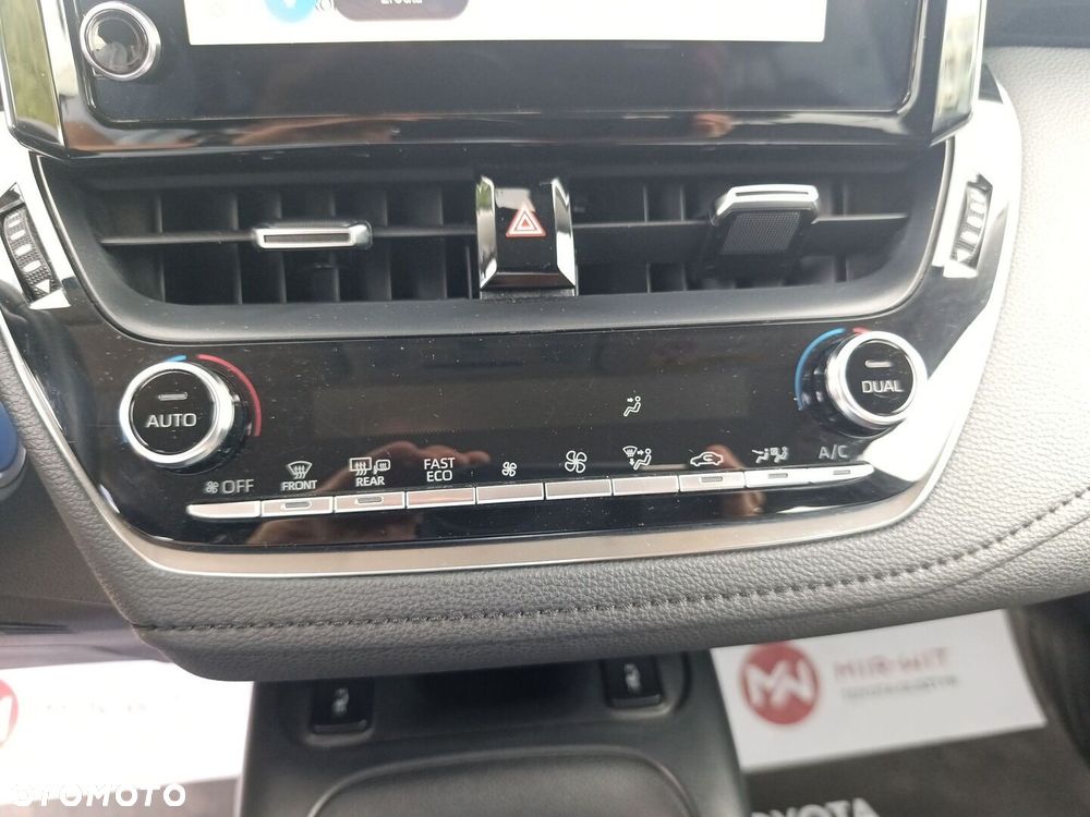 Toyota Corolla 1.8 Hybrid Comfort - 30