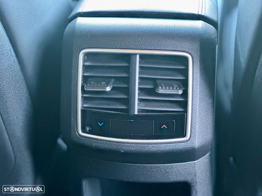 Kia Sportage 1.6 T-GDI AWD Base - 20