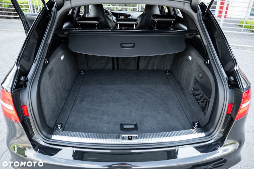 Audi S4 Avant S tronic - 15