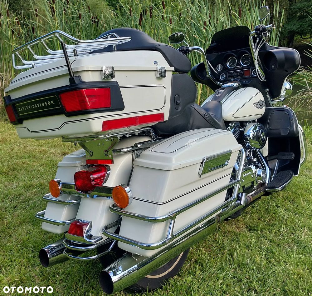 Harley-Davidson FLHTCU Ultra - 11