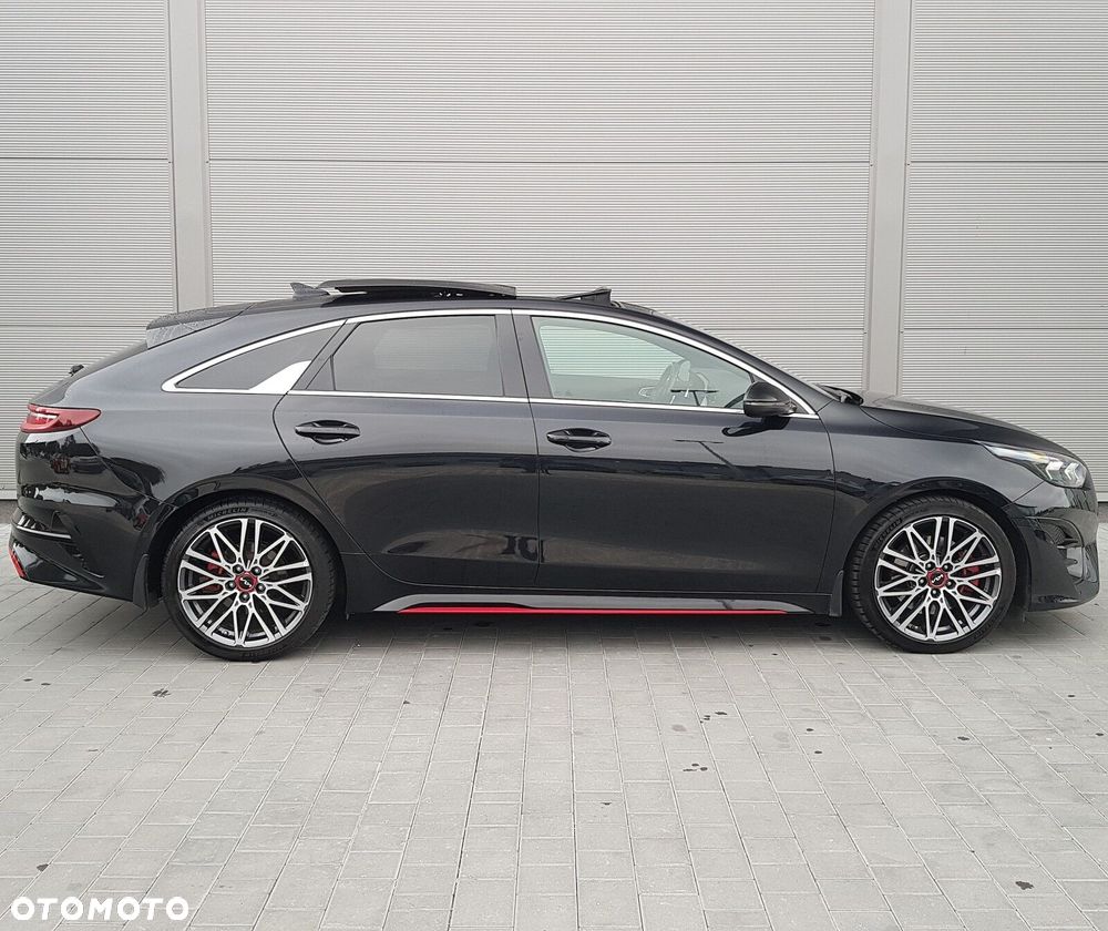 Kia ProCeed 1.6 T-GDI GT DCT - 10