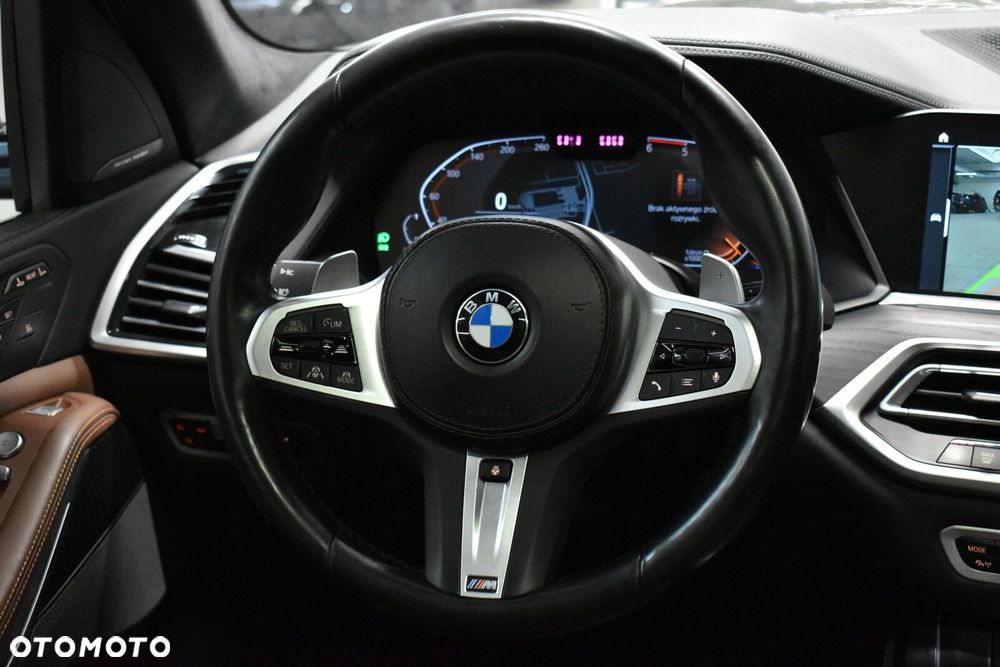 BMW X7 - 16