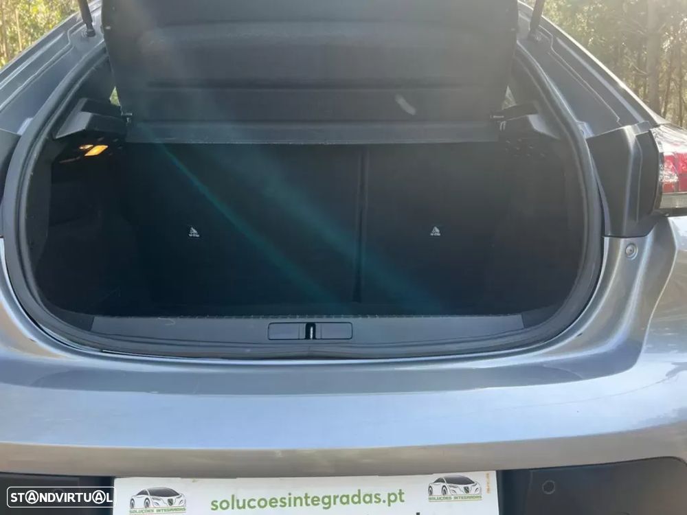 Peugeot 208 1.2 PureTech Active Pack - 8