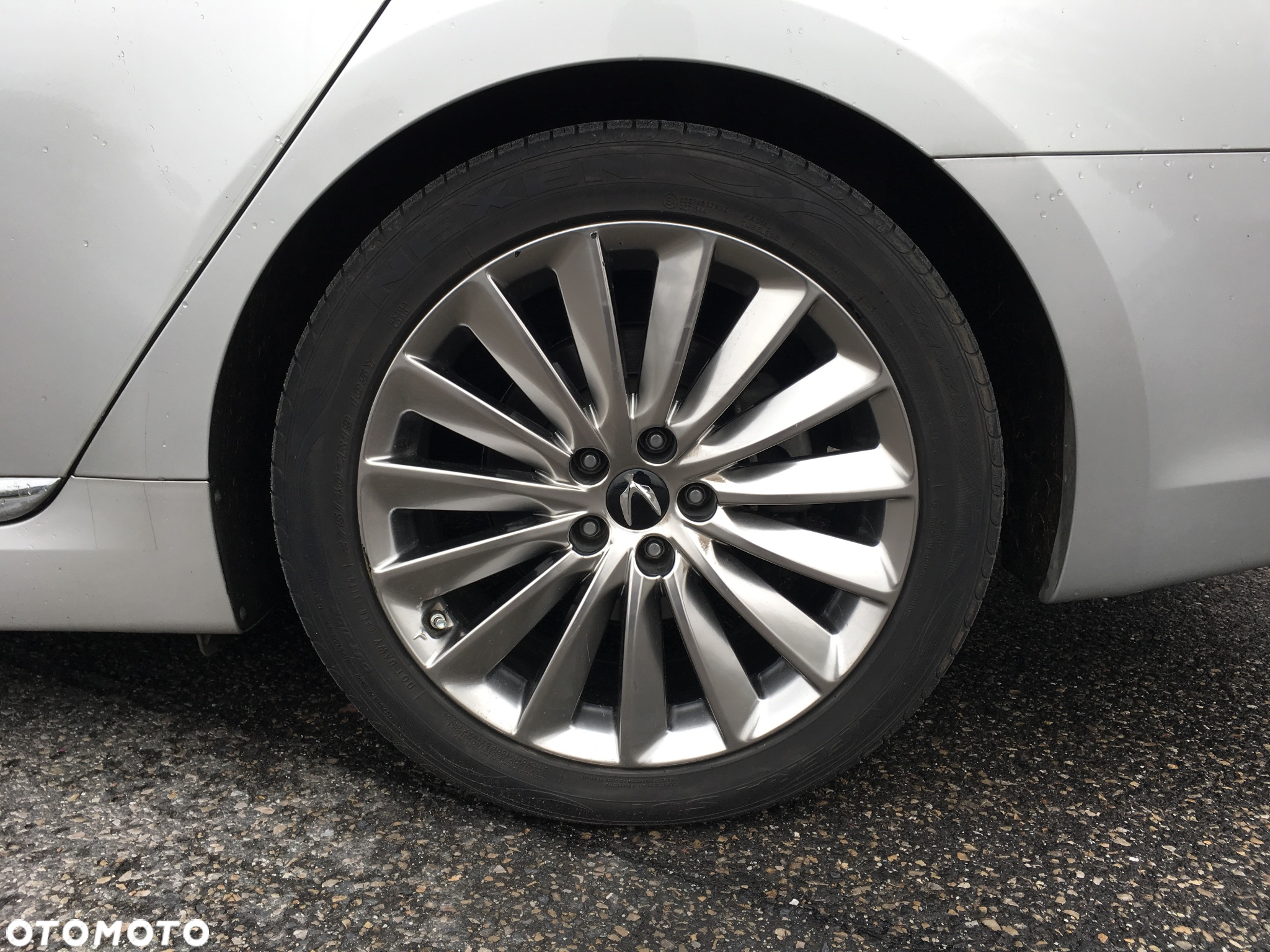 Hyundai Equus - 9