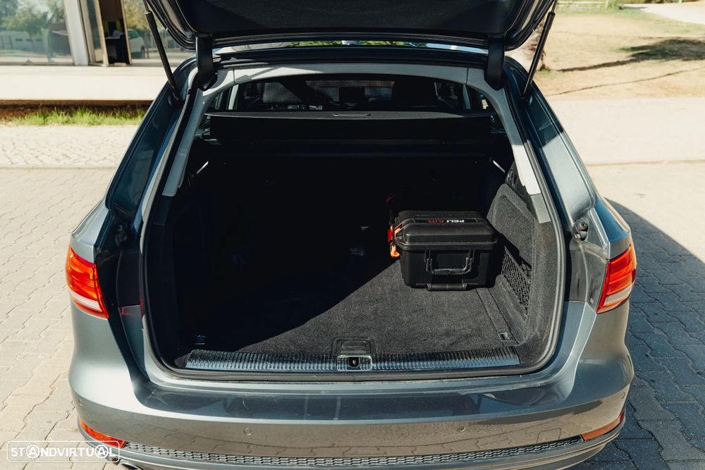 Audi A4 Avant 2.0 TDi S-line - 17