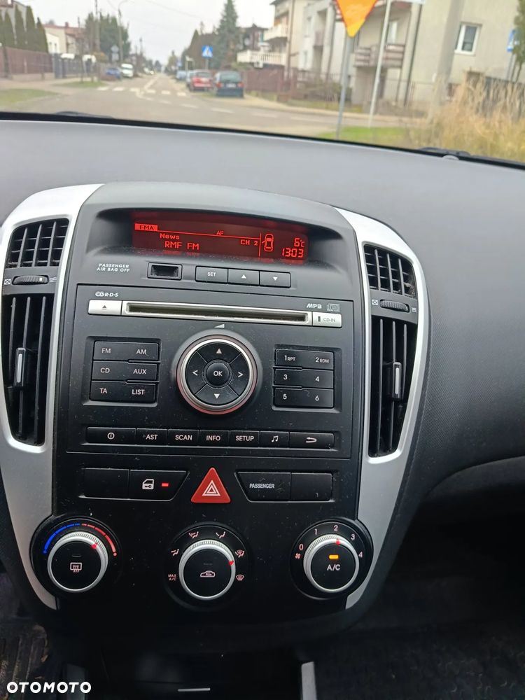 Kia Ceed 1.4 Comfort - 8