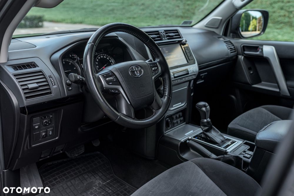 Toyota Land Cruiser LC 2.8 D-4D Prado - 22