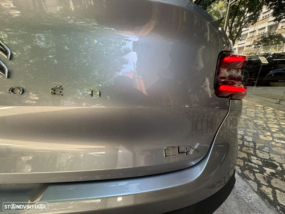 Citroën C4 X 1.2 PureTech Max EAT8 - 16