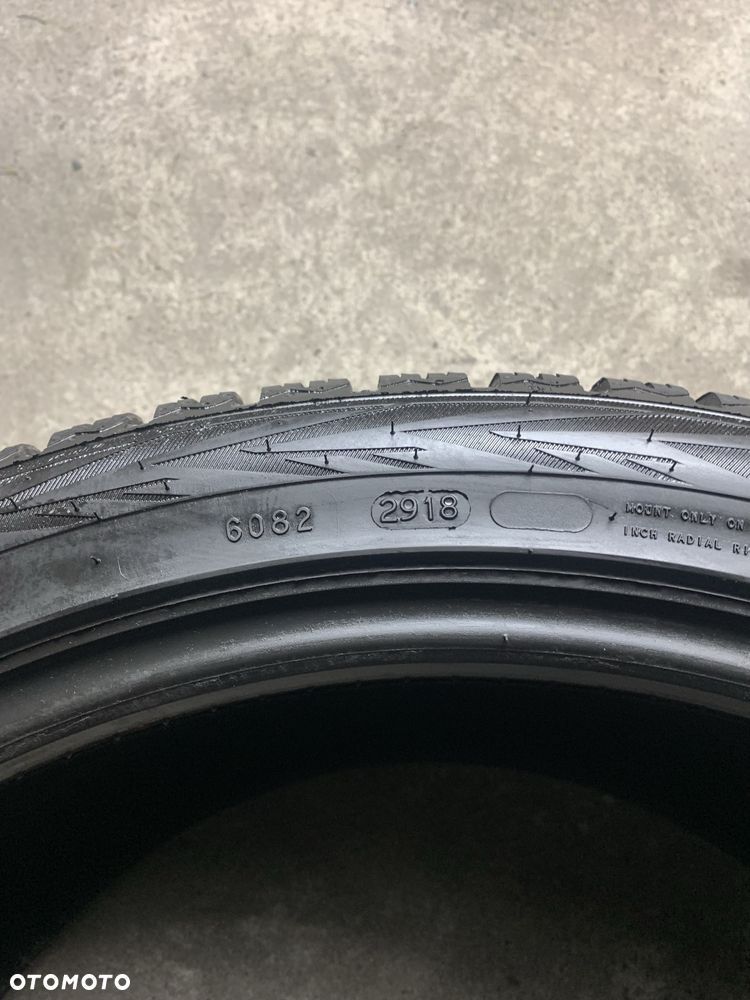 1x Opona Nokian 295/35 R 21 107v WR SUV 4 - 4