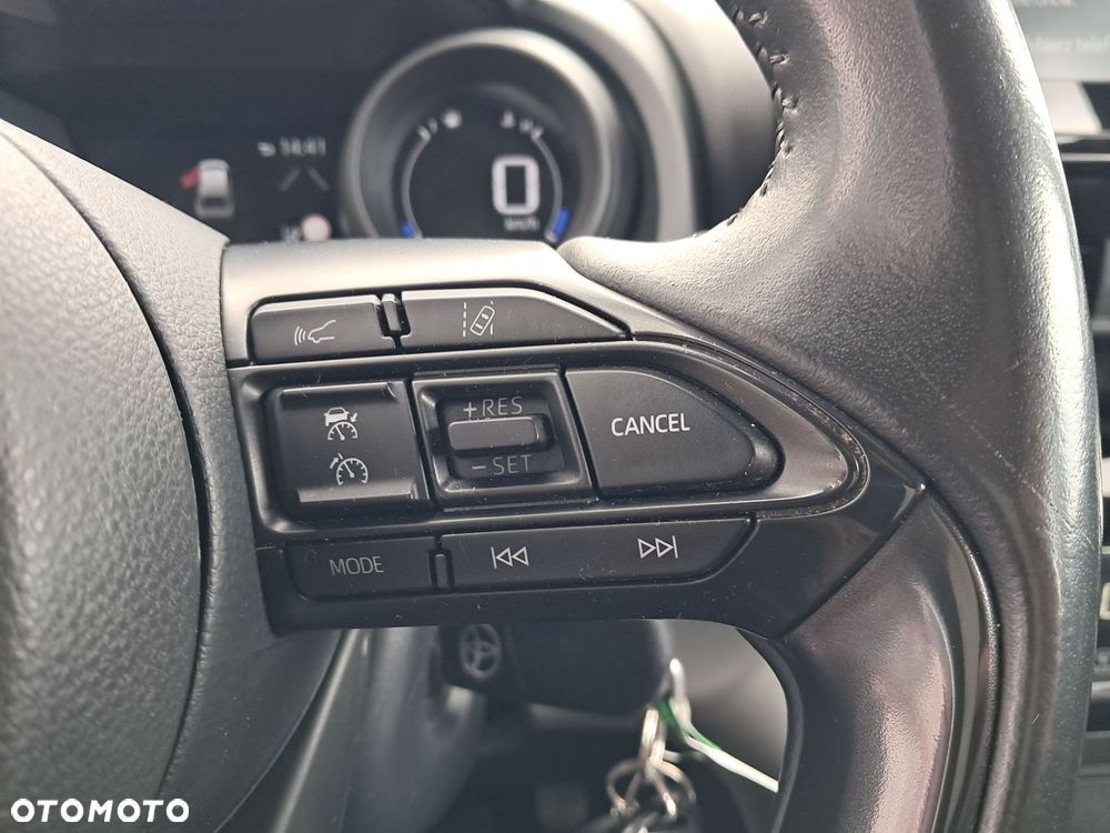 Toyota Yaris Cross Hybrid 1.5 Comfort - 18