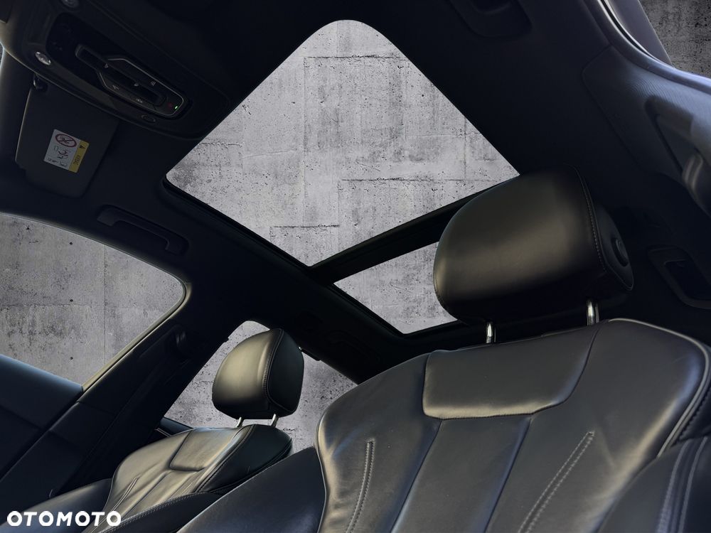 Audi A4 Avant 40 TDI S tronic S line - 16