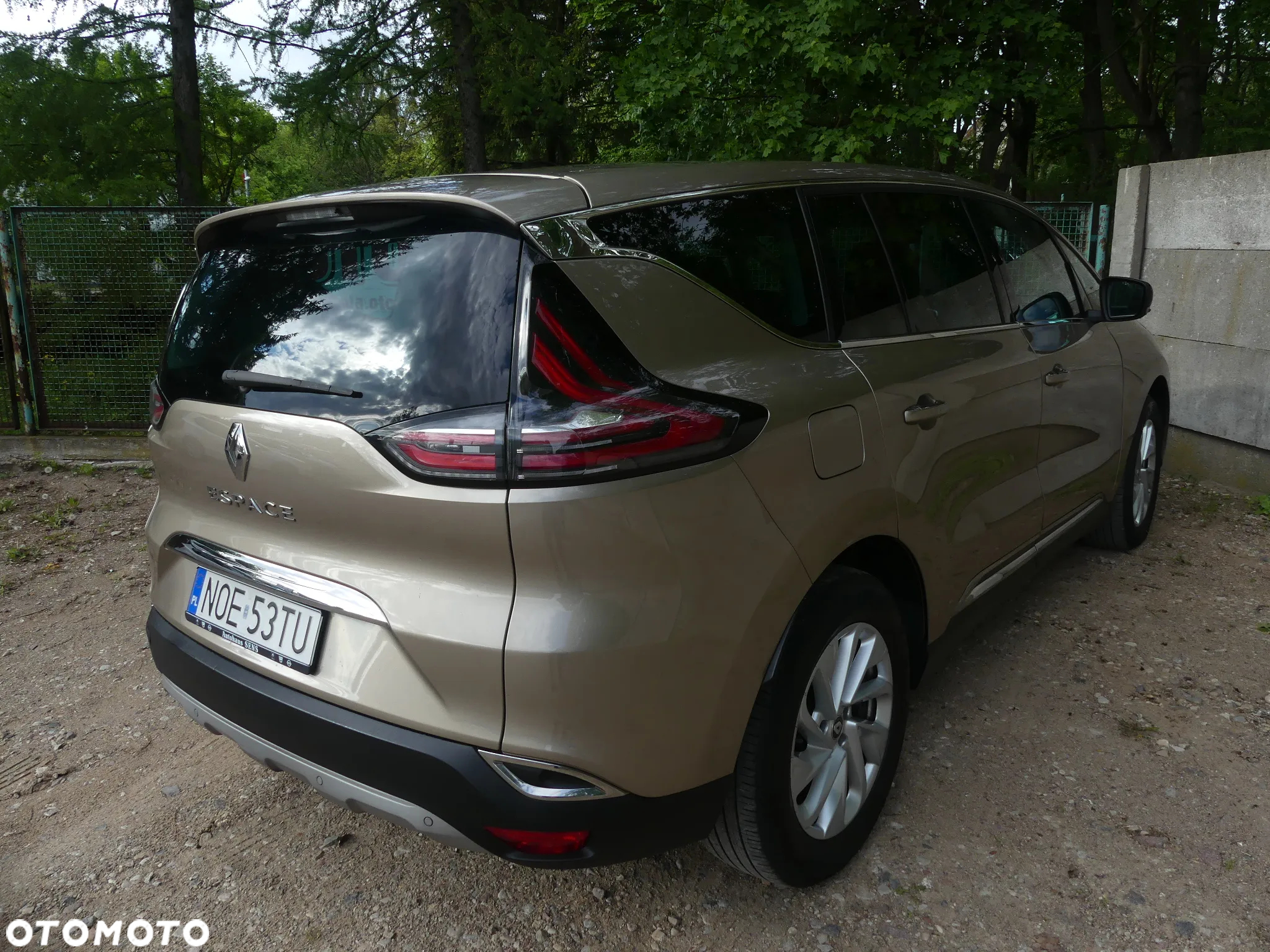 Renault Espace 1.6 dCi Energy SL Techno EDC - 19