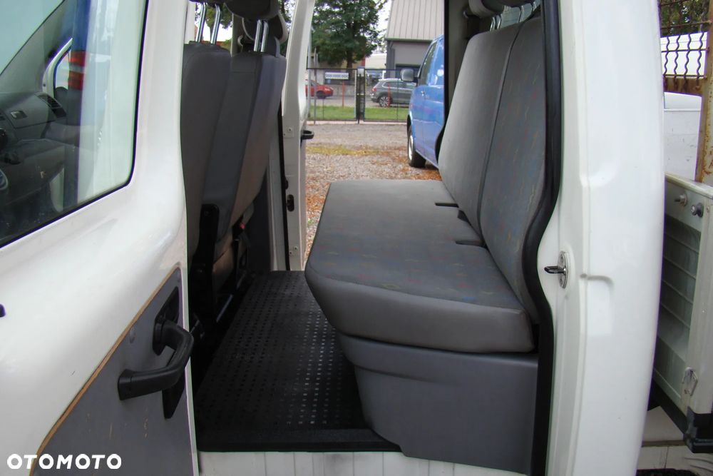 Volkswagen Transporter - 9