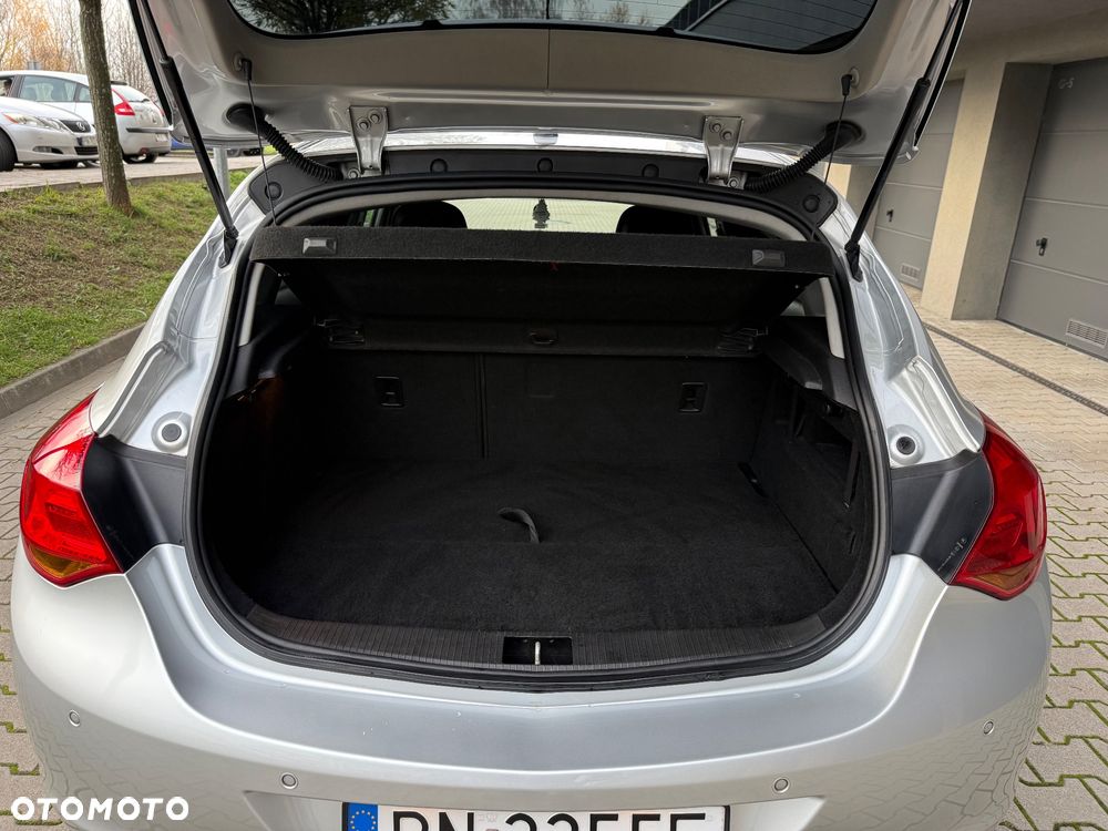 Opel Astra 1.7 CDTI DPF - 9