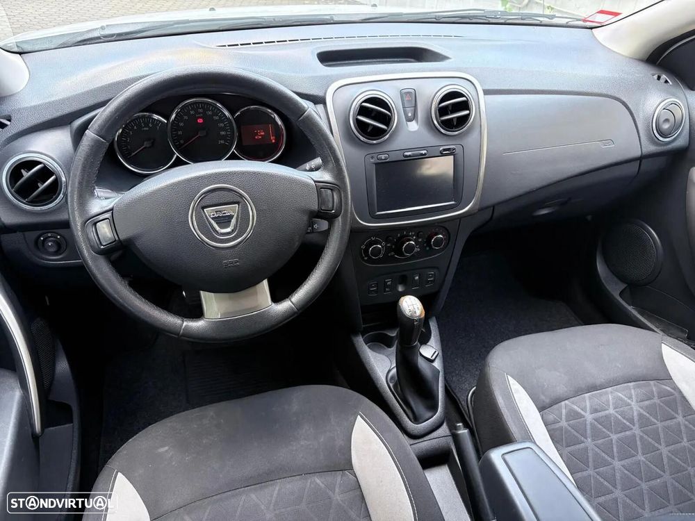 Dacia Sandero 1.5 dCi Stepway - 28