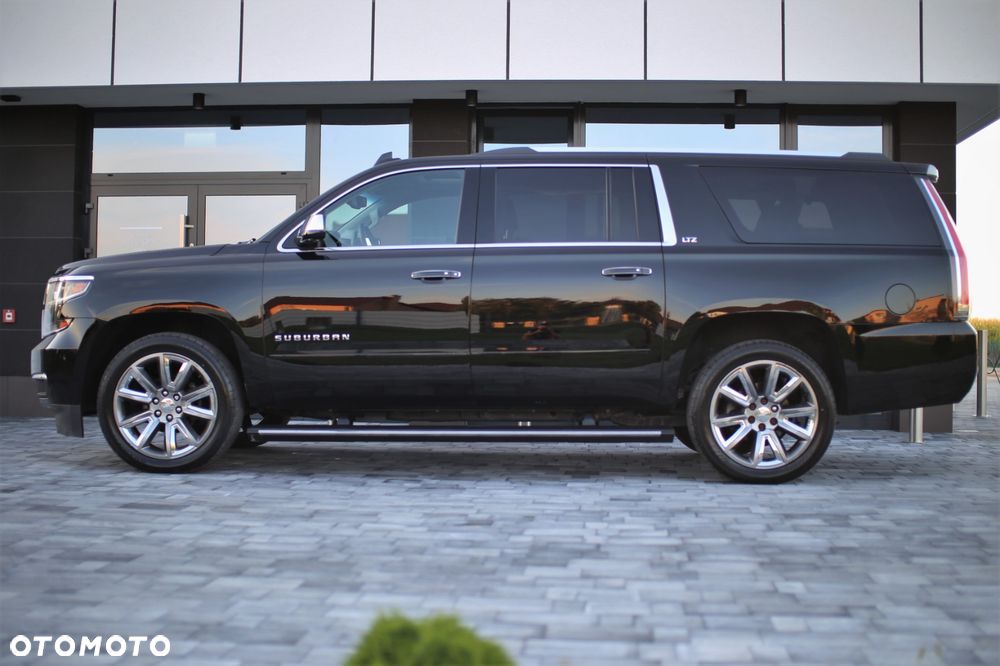 Chevrolet Suburban - 3